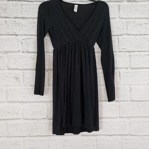 Yala long sleeve v neck black dress viscose